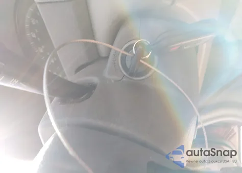 2004 Toyota Camry Le from USA, damaged, VIN 4T1BE30K44U277631